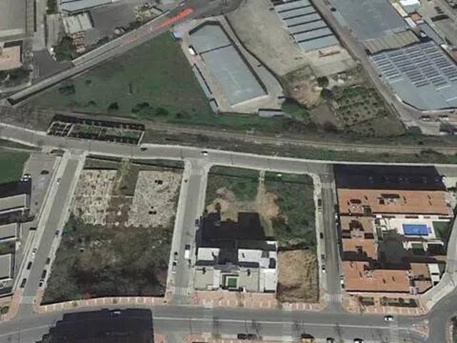 Terreno en venta en Xàtiva, València / Valencia