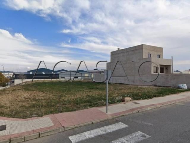 Terreno en venta en Yuncos, Toledo