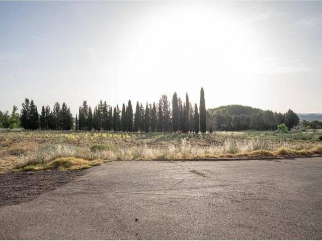 Terreno en venta en Yunquera De Henares, Castilla-La Mancha