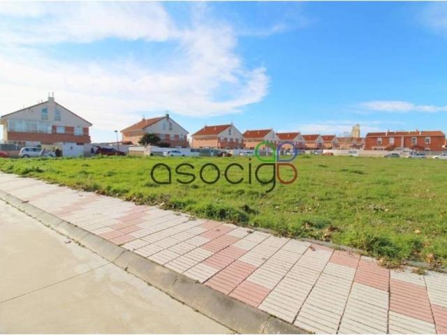 Terreno en venta en Yunquera De Henares, Castilla-La Mancha