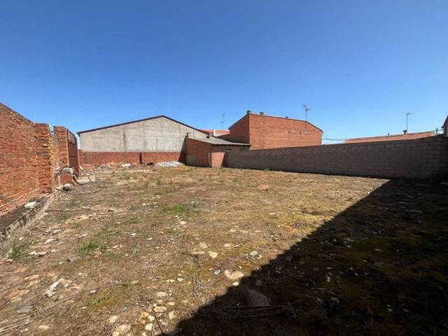 Terreno en venta en Yunquera De Henares, Castilla-La Mancha