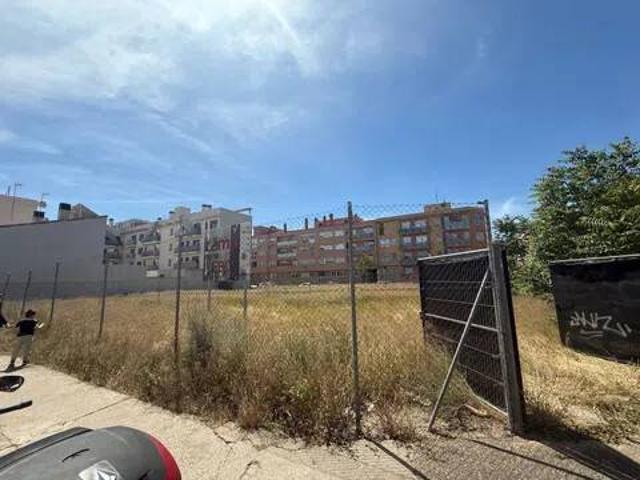 Terreno en venta en Oliver-Valdefierro, Zaragoza
