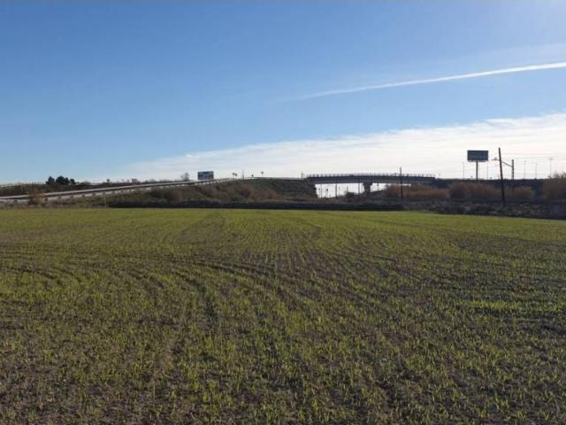 Terreno en venta en Zaragoza, Aragón