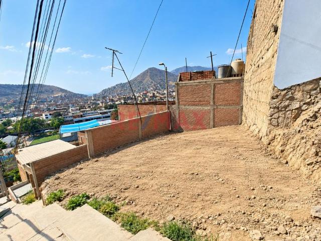 Terreno venta en Collique, Comas