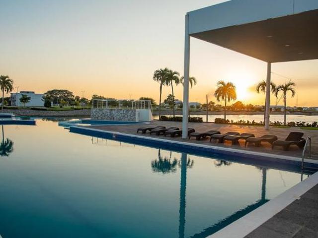 Terreno en venta en Centro, Tabasco