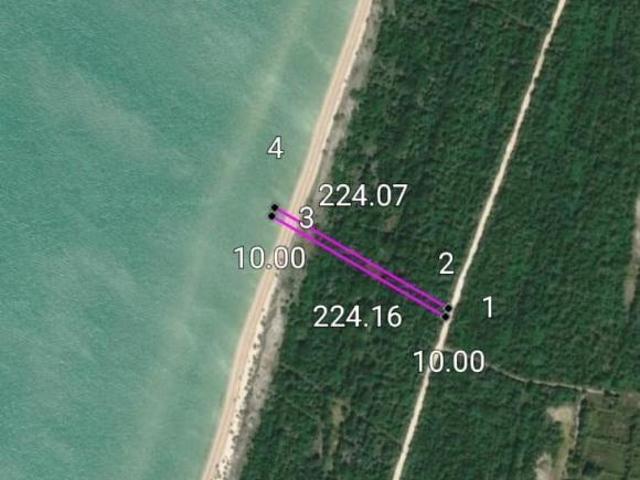 Terreno en venta frente al mar