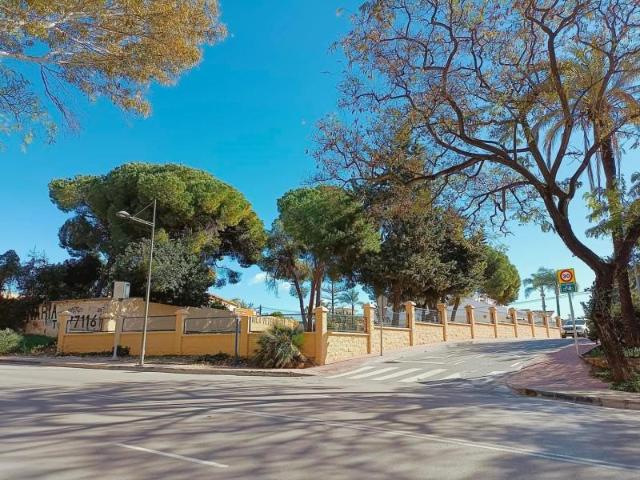 Terreno en venta en La Carolina, Costa del Sol Occidental
