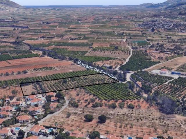 Terreno en venta en Parcent