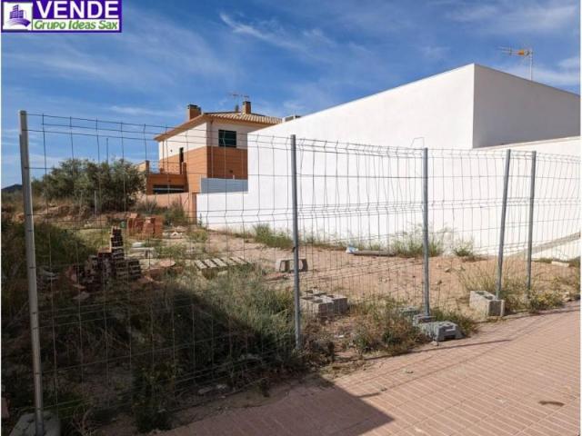 Terreno en venta en Cecilia Bartolomé (Mujeres Libres), l'Alt Vinalopó / El Alto Vinalopó