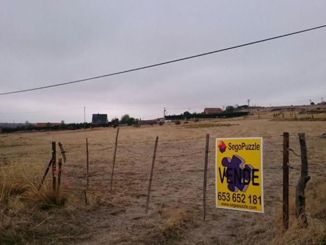 Terreno en venta en Sexmo de San Lorenzo, Torrecaballeros