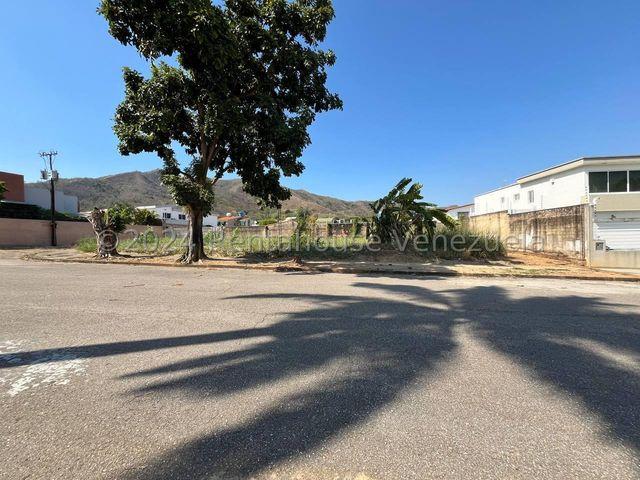 Terreno en venta en Valencia