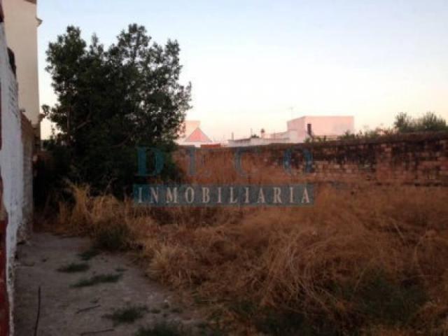Terreno en venta en Valencina De La Concepción, Andalucía