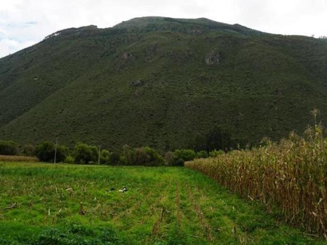 TERRENO EN VENTA VALLE SAGRADO AREA 1000m2