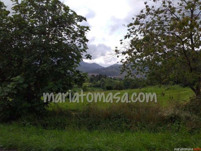 Terreno en venta en Zaratamo, Guipúzcoa