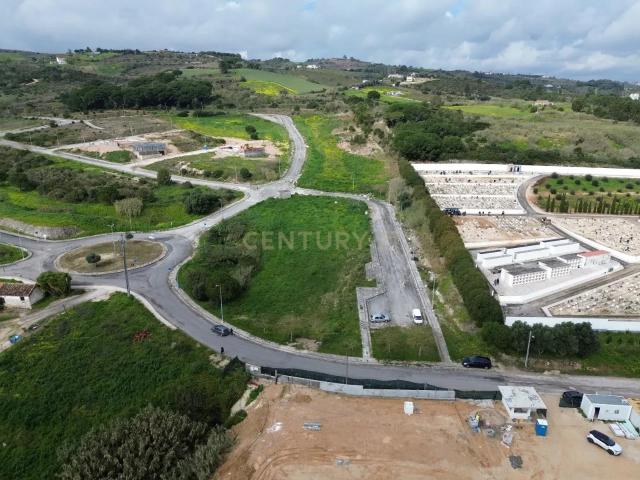 Terreno venda em Alenquer (Santo Estêvão e Triana), Alenquer