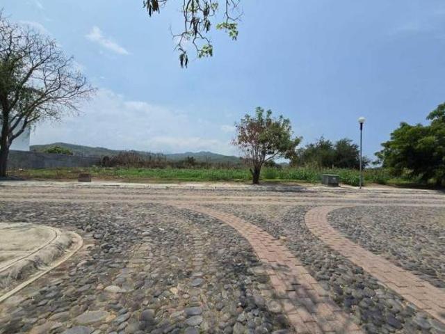 TERRENO EXCLUSIVO EN VENTA