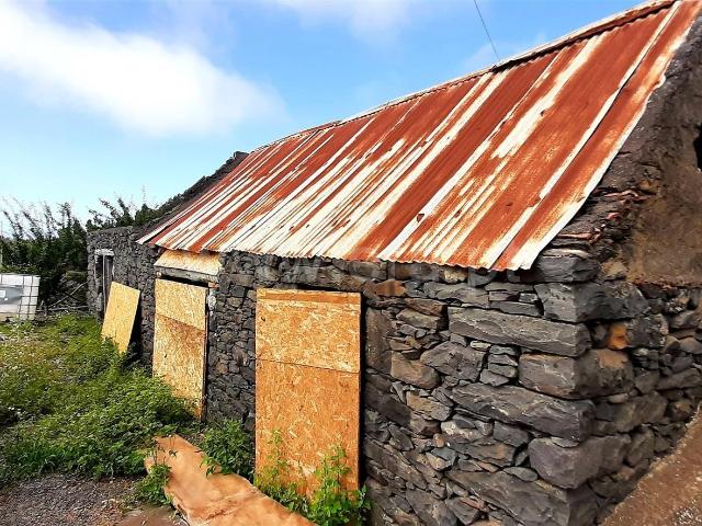 Terreno venda em Lombada dos Marinheiros, Fajã Da Ovelha