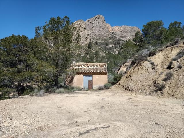 Terreno en venta en la Marina Baixa, Valencia
