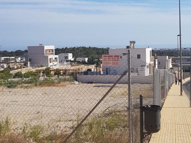 Terreno en venta en la Marina Baixa, Valencia