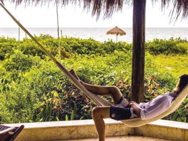 TERRENO FRENTE AL MAR A LA VENTA EN CELESTUN