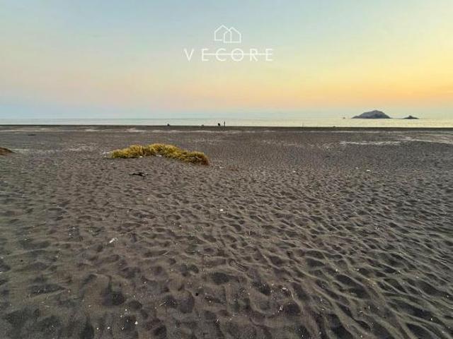 TERRENO FRENTE AL MAR EN VENTA, MANZANILLO, COLIMA
