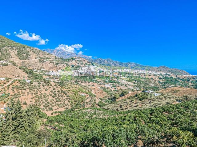 Terreno en venta en La Axarquía, Andalucía