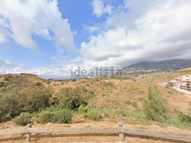 Terreno en venta en Los Pacos, Fuengirola