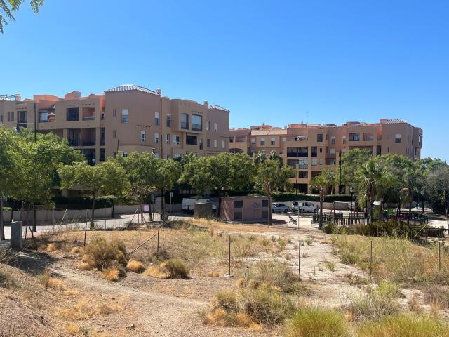 Terreno en venta en Los Pacos, Fuengirola
