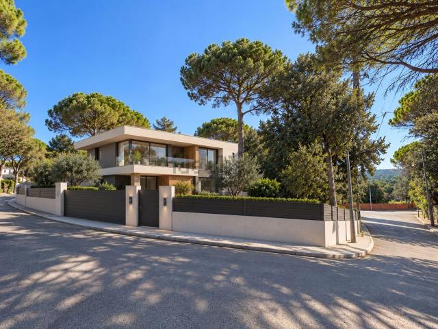Terreno en venta en Palau, Gironès