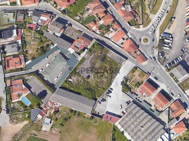 Armazém venda em Gondivai, Porto