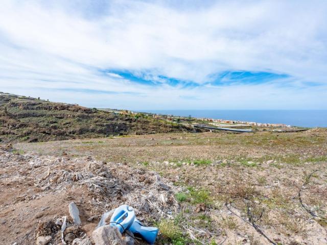 Terreno en venta en Guía de Isora, Canarias