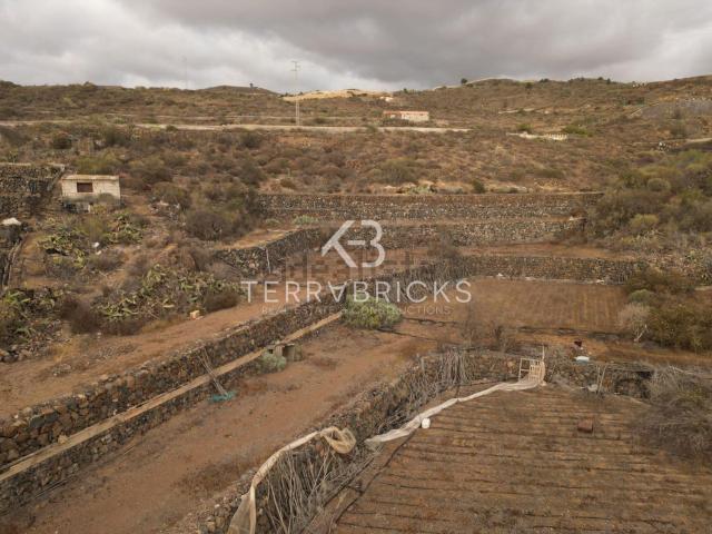 Terreno en venta en Guía de Isora, Canarias