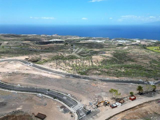 Terreno en venta en Guía de Isora, Canarias