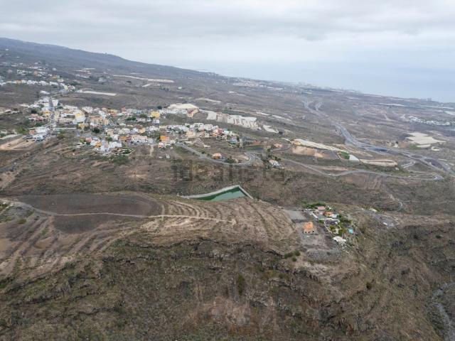 Terreno en venta en Guía de Isora, Canarias