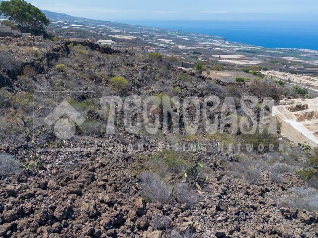Terreno en venta en Guía de Isora, Canarias