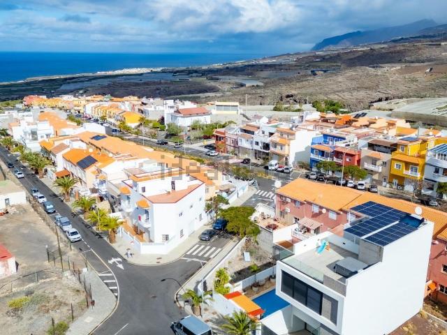 Terreno en venta en Guía de Isora, Canarias