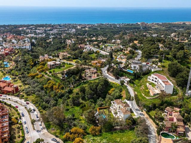 Terreno en venta en Hacienda Las Chapas, Marbella