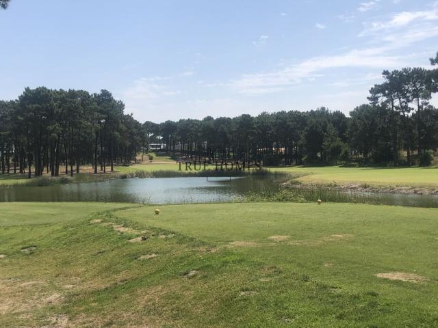 Terreno venda em Herdade da Aroeira, Almada