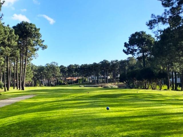 Terreno venda em Herdade da Aroeira, Almada