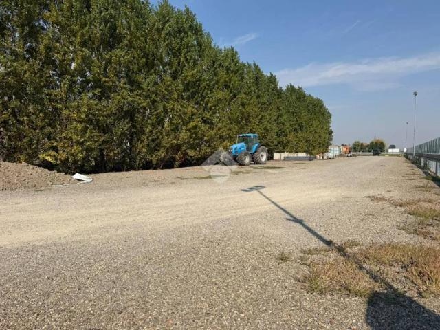 Terreno in affitto a Calderara di Reno, Bologna