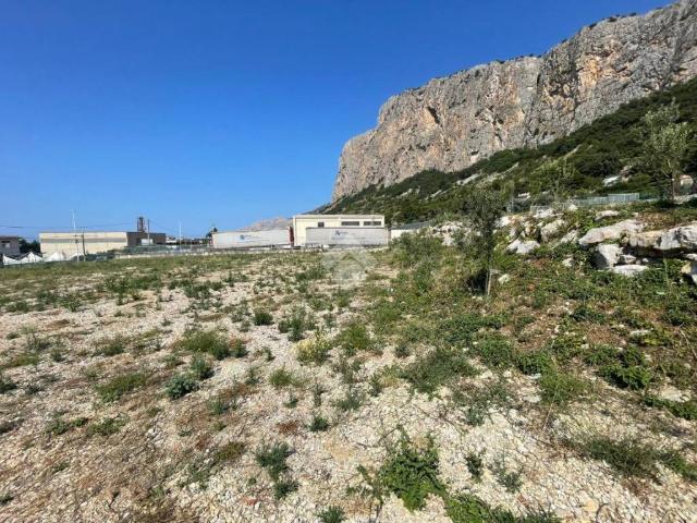 Terreno in affitto a Carini, Sicilia