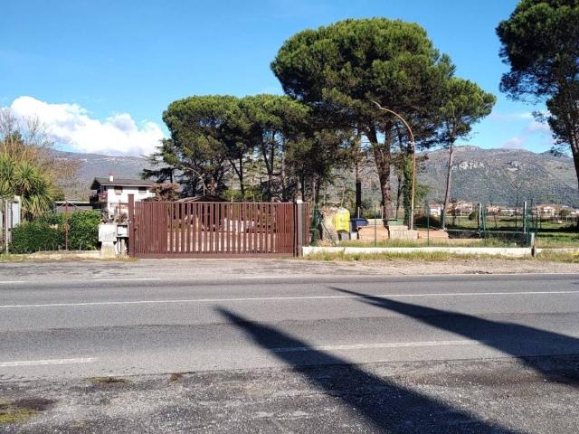 Terreno in affitto a Ferentino, Lazio