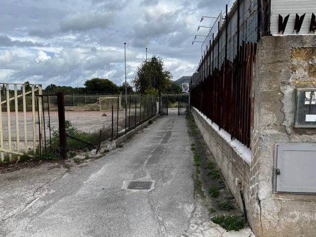 Terreno in affitto a VI Circoscrizione, Palermo