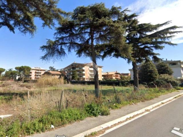 Terreno in affitto a Municipio Roma VII, Roma Capitale