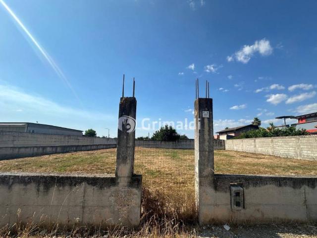 Terreno in vendita a Acerra, Napoli