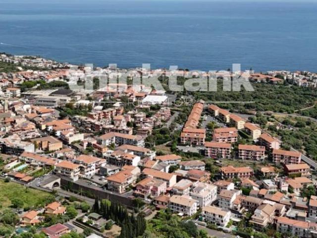 Terreno in vendita a Cannizzaro, Aci Castello
