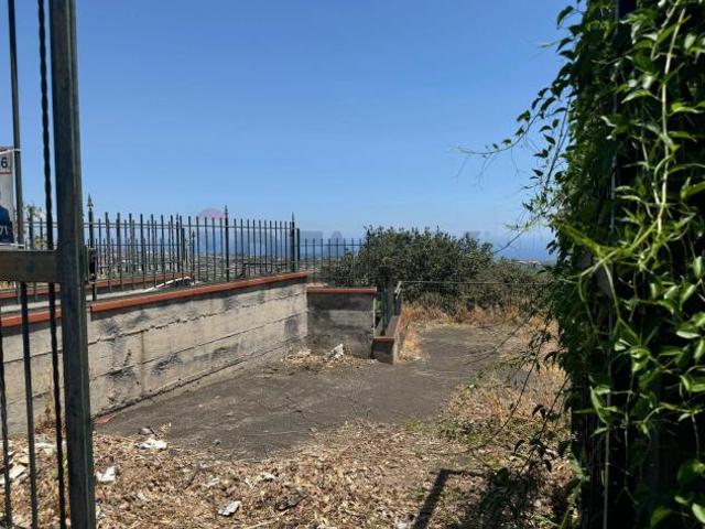 Terreno in vendita a Aci Catena, Sicilia