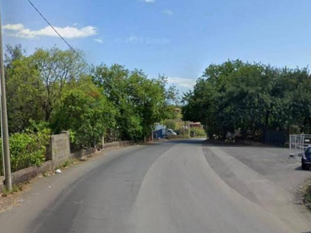 Terreno in vendita a Aci Sant'antonio, Sicilia