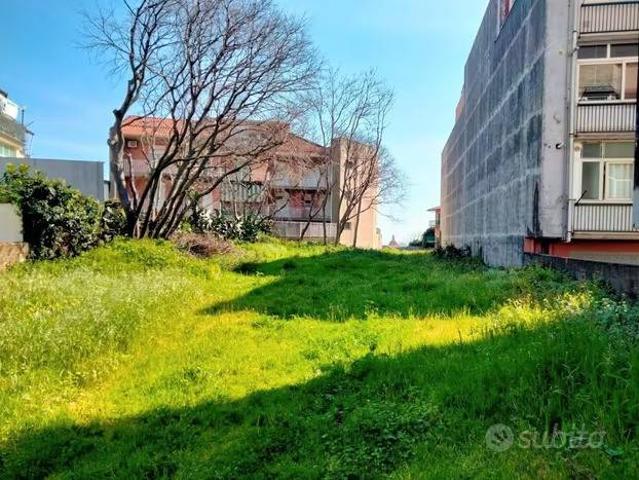 Terreno in vendita a Aci Sant'antonio, Sicilia