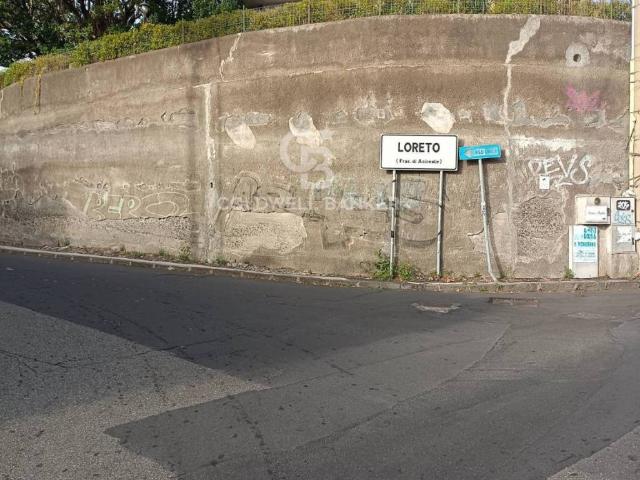 Terreno in vendita a Loreto, Acireale